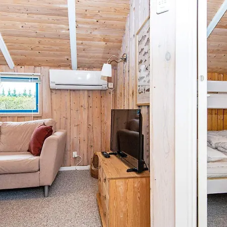 Holiday home Xix
