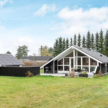 Holiday home Xix Farvang